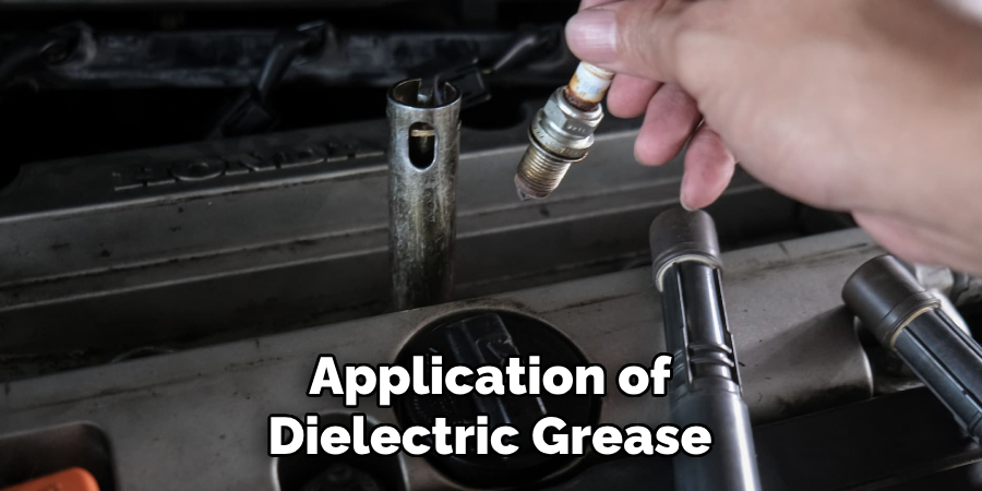 Application of Dielectric Grease