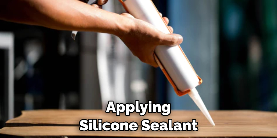 Applying Silicone Sealant