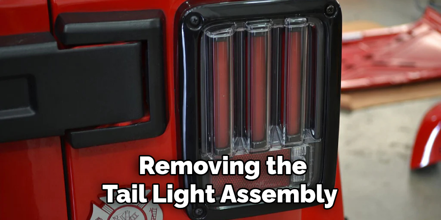 Removing the Tail Light Assembly