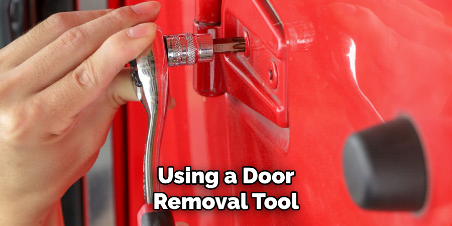 Using a Door Removal Tool