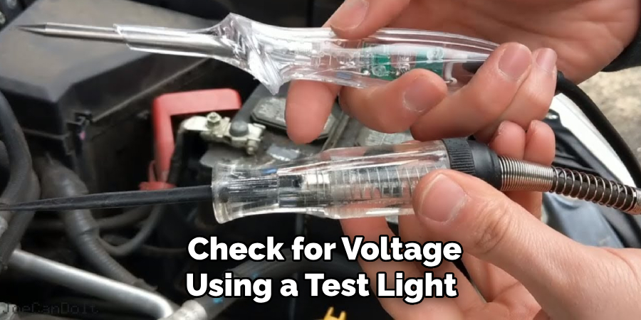 Check for Voltage Using a Test Light