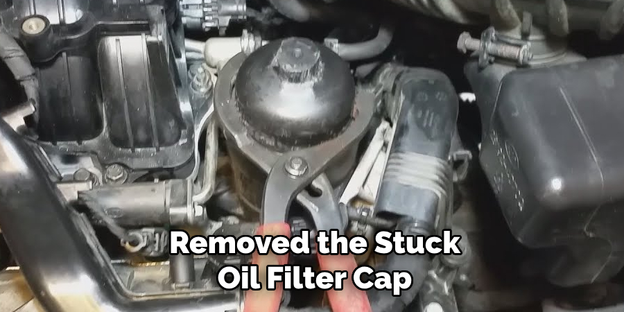 Removed the Stuck Oil Filter Cap