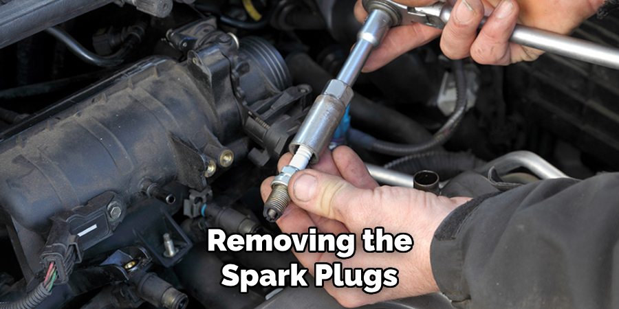 Removing the Spark Plugs