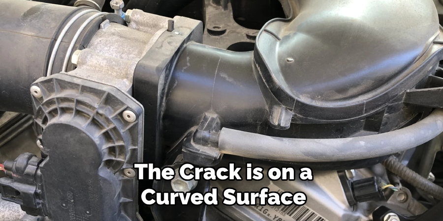 The Crack is on a Curved Surface
