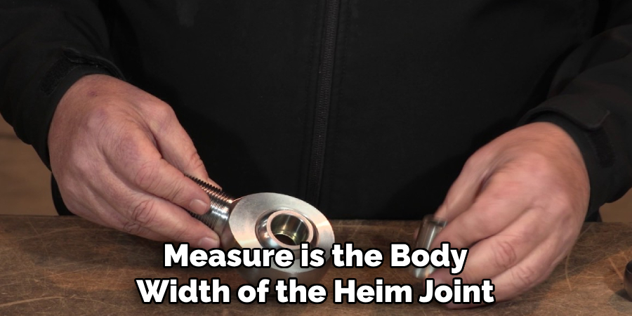 Measure is the Body Width of the Heim Joint