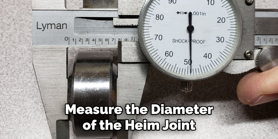 Measure the Diameter of the Heim Joint